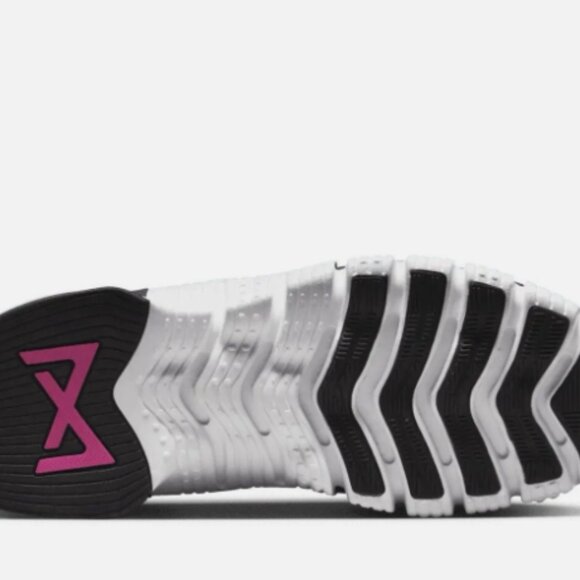 Size 7.5W - Nike Free Metcon 5 Premium Black Fireberry Gold W "EXPEDITESHIP" - Picture 2 of 6